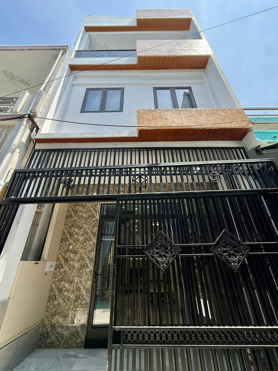 z6814891823099_f4c52a0fc0abf0d220b809737dc2ec3d