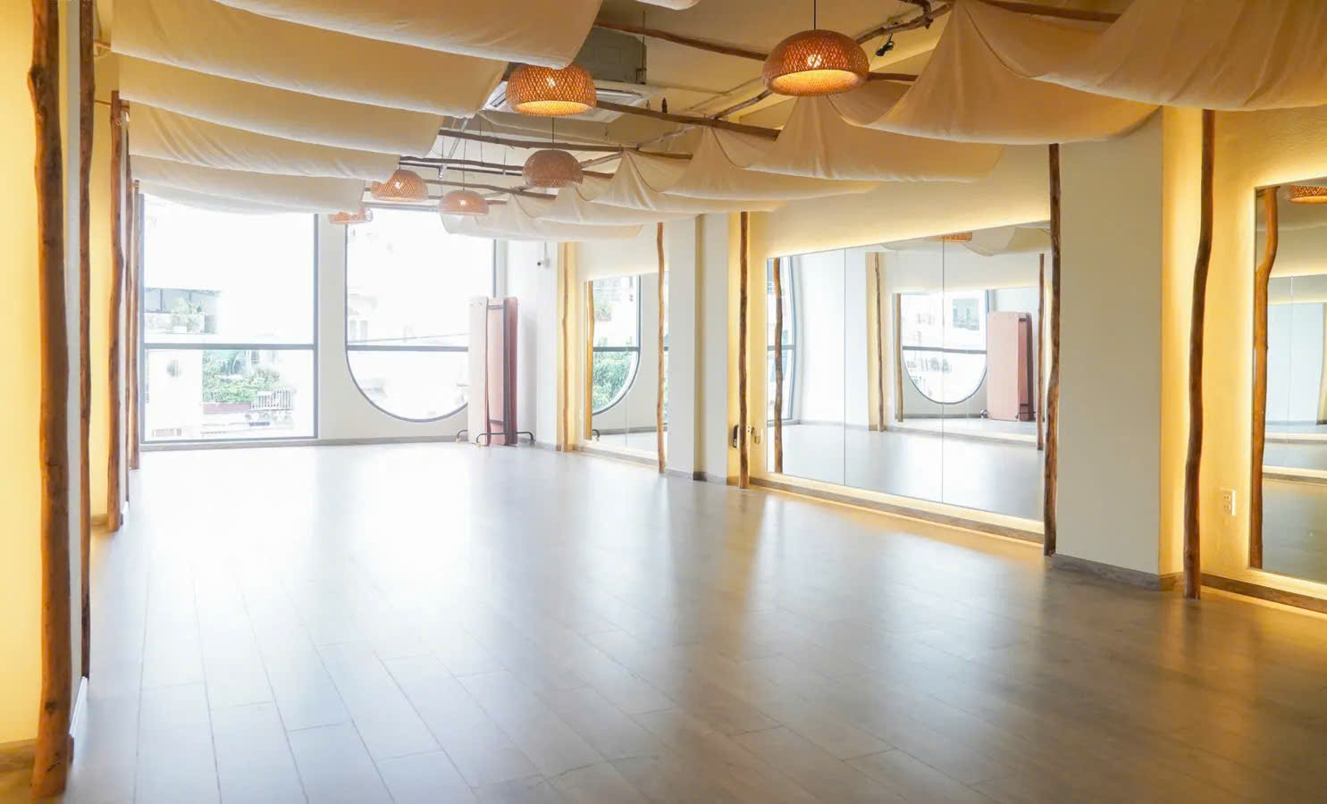 z6815173396475_dca0e60b62a35659166703e75fb833fc