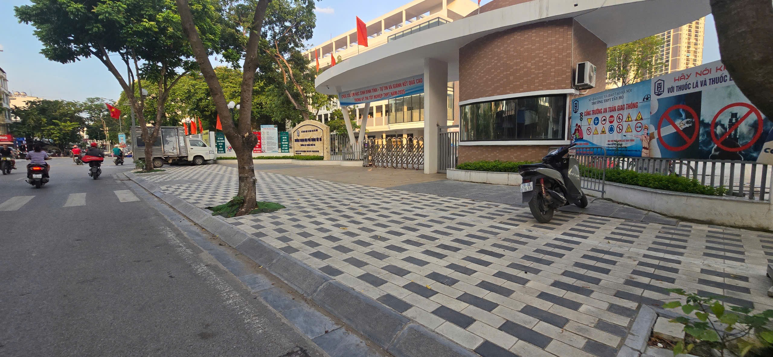 z6816998588062_7d8eaf63ffd5c308082f3169ea8b729c