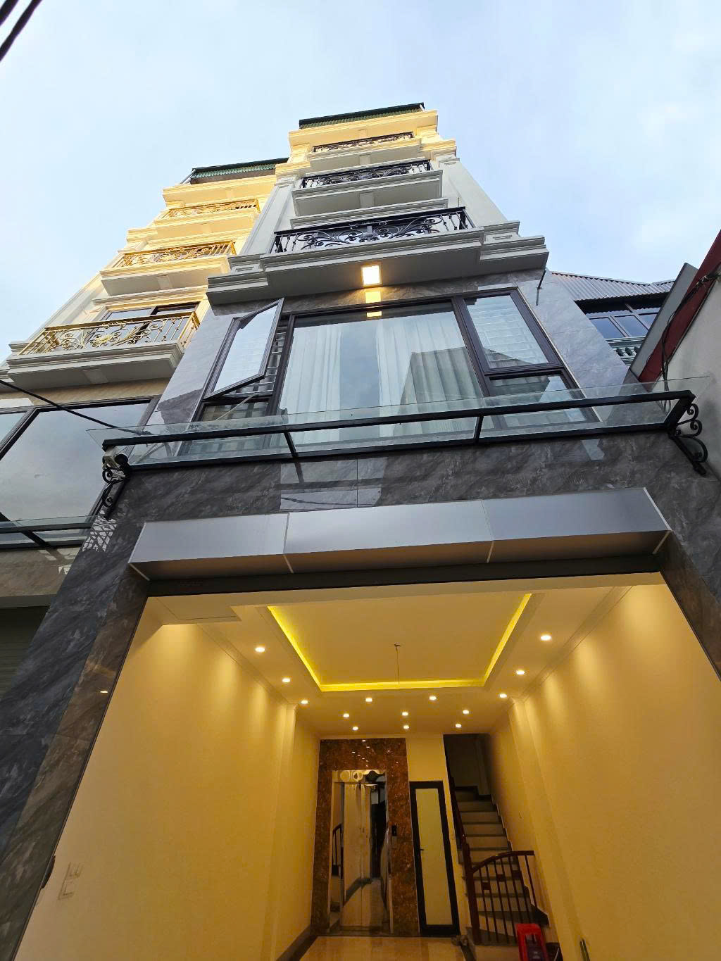 z6819063755790_a895aa4d734c999a85a03882856cf15d