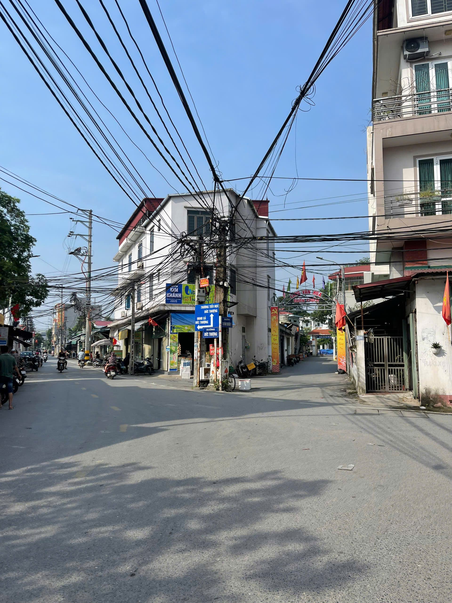 z6819254136386_469016066491cccfde21a8db73407217