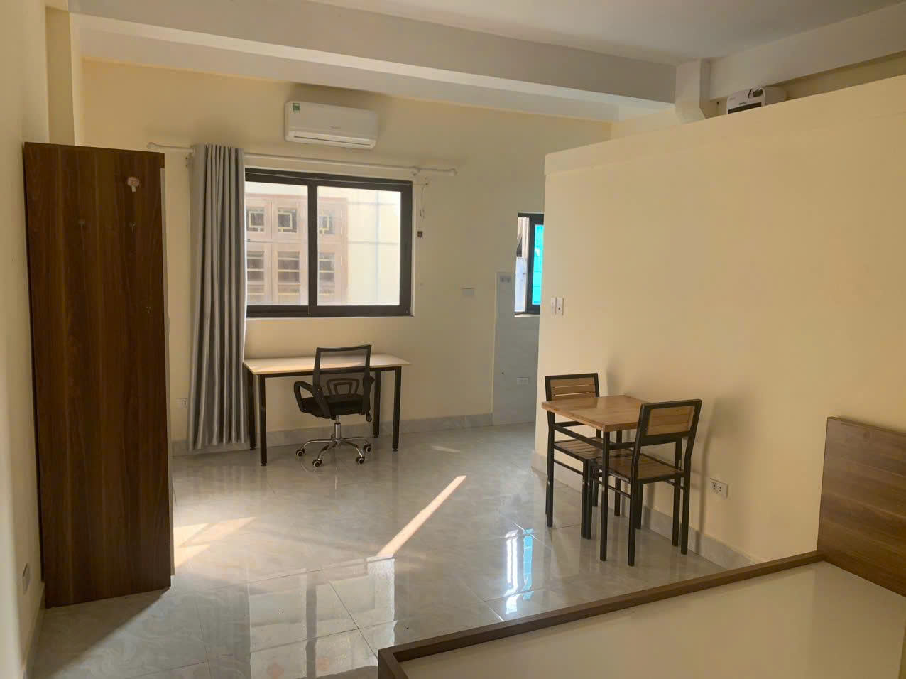 z6819413118924_821749bd8b39f6195597ce04b980898f