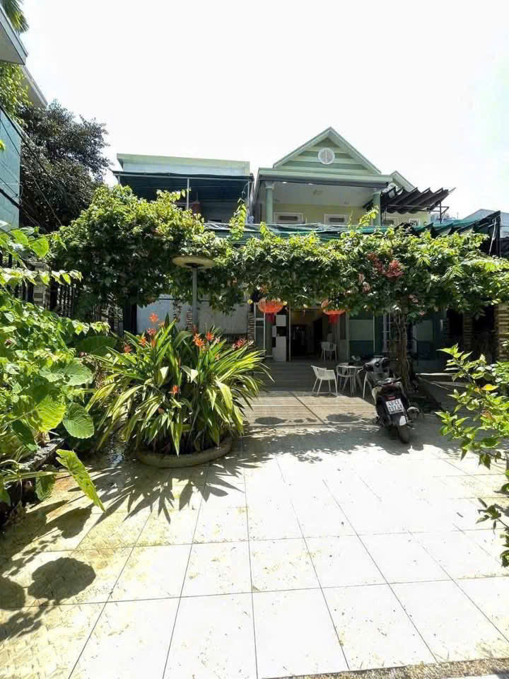 z6819428701669_8bc84fa645360f15116742f6cb8dae84