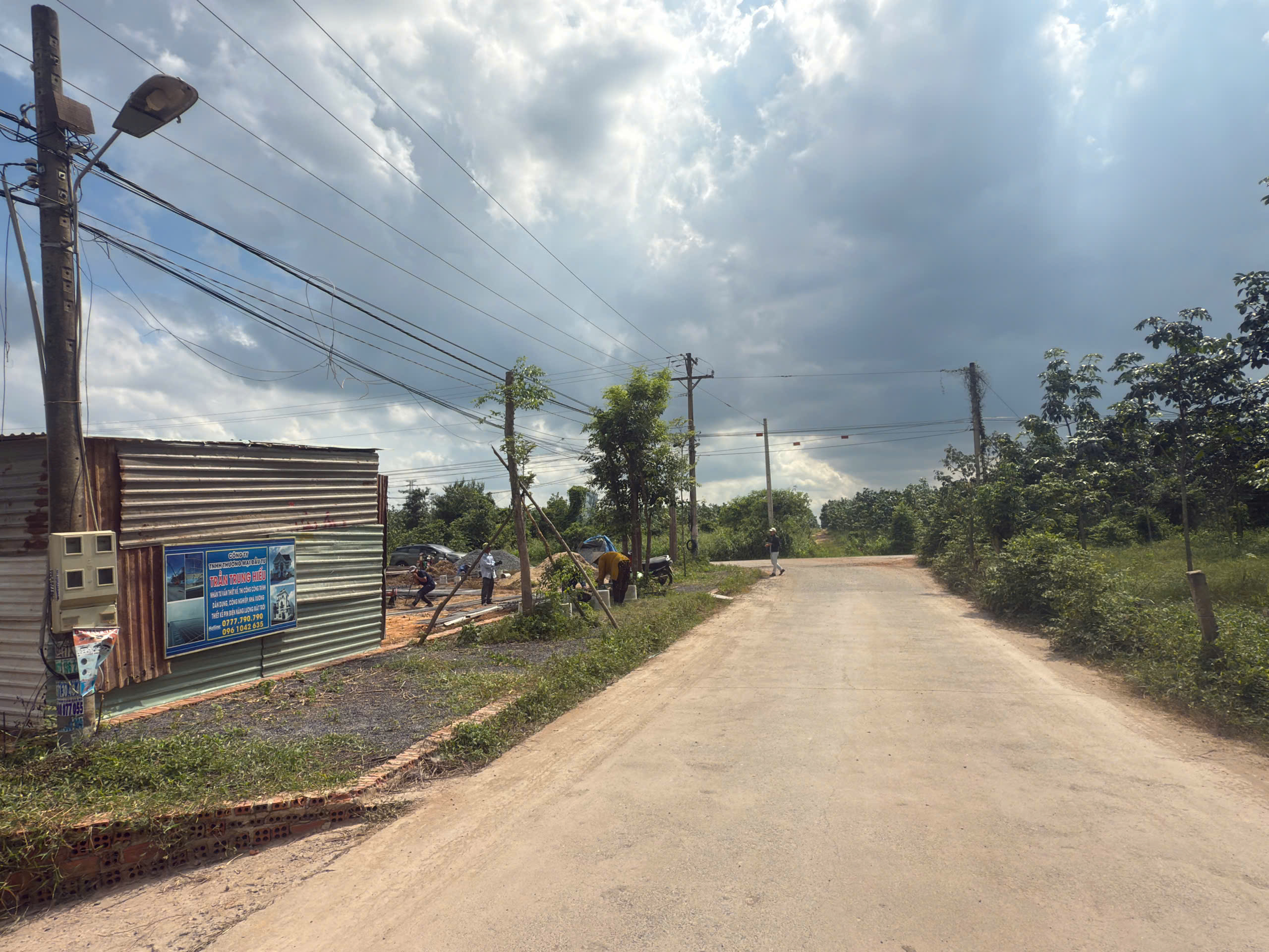 z6820664563791_76e20c3a1c251306b0a098eeb3b69225