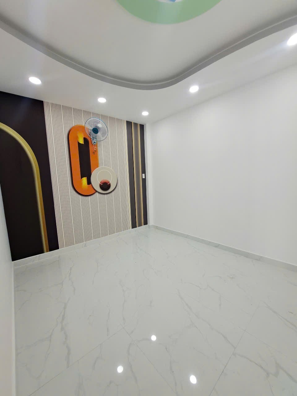 z6824282661887_481992241ace8508f06035f788677671