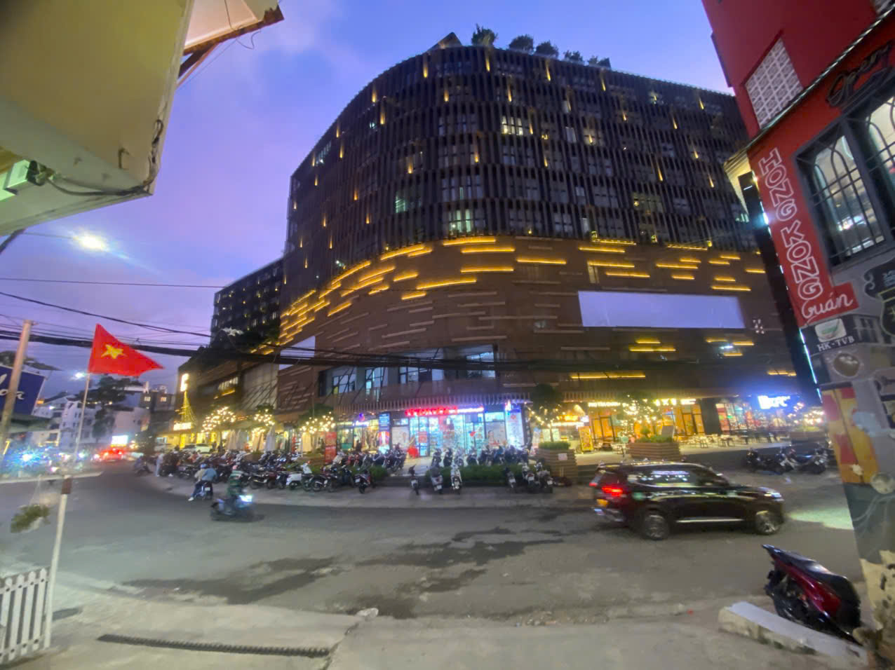 z6825695978106_ca634c2c5537b5f9a947cdc03ada6898