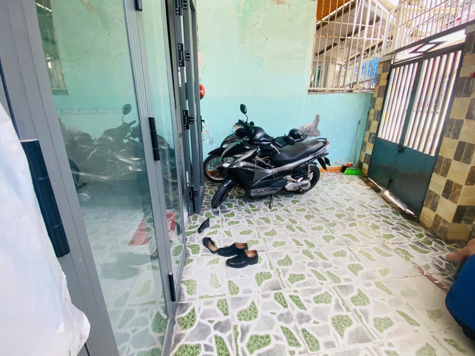 z6830024409448_e6eea4911a497caf95823036c31a827f