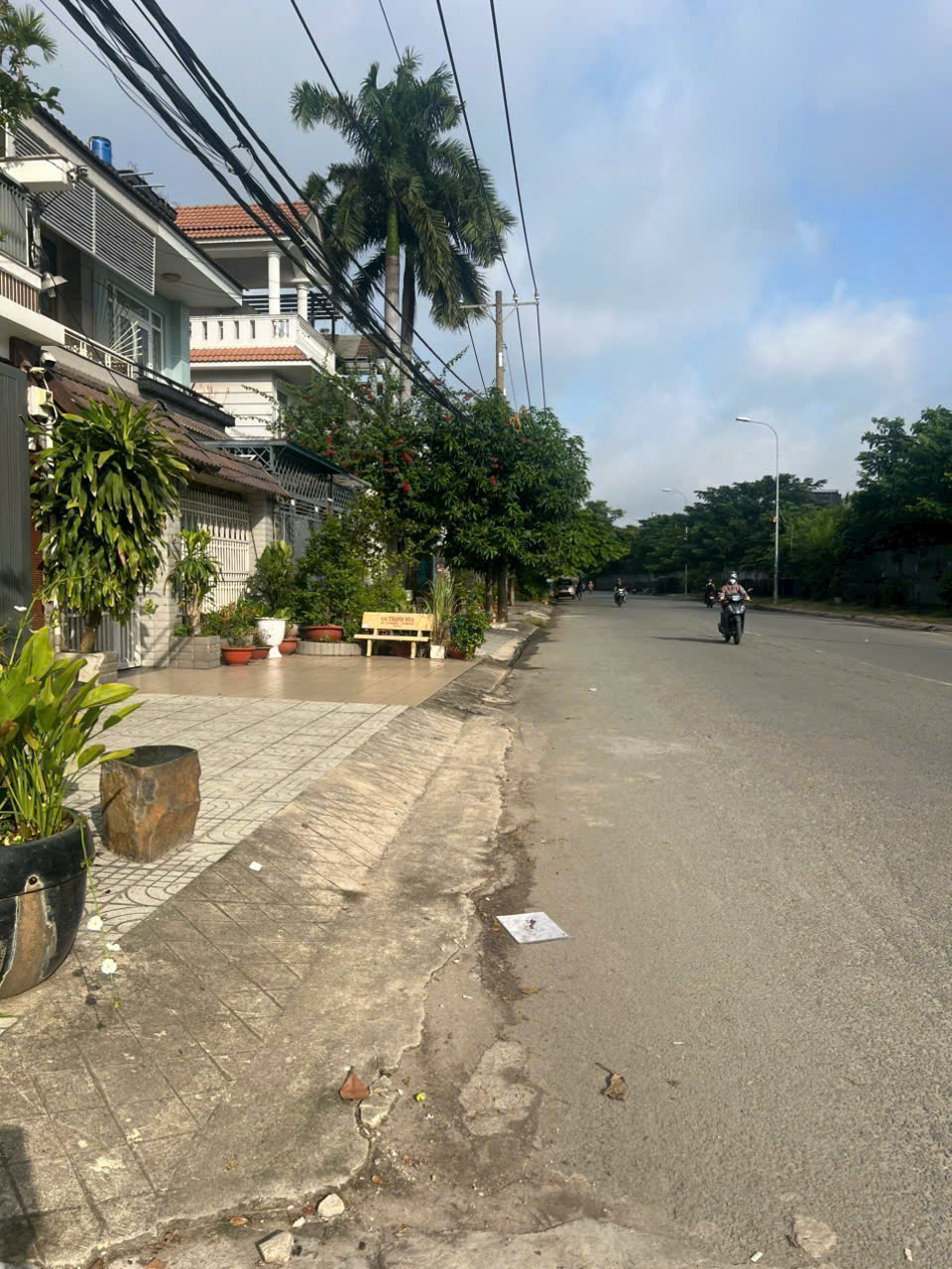 z6830147379262_ade033ea353b26ee9d7e58f4f5d66b1d