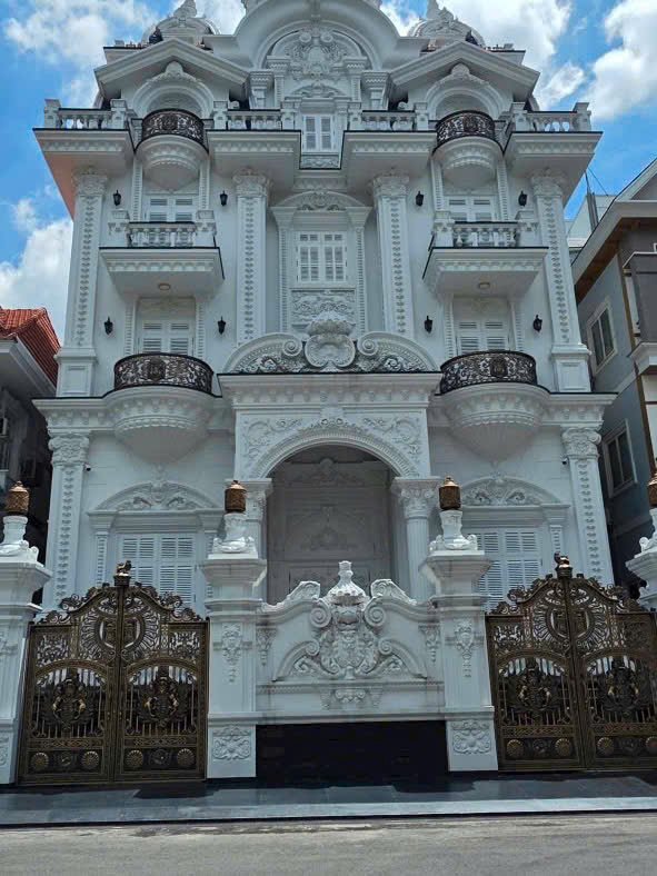 z6835972156362_94cad33095a3896751936082054b6b17