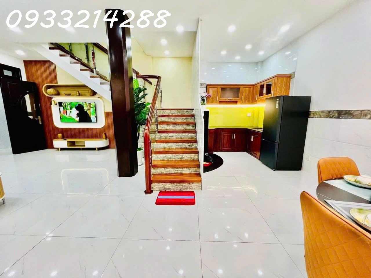 z6836216664740_6fc8e22ffc596ec3cec74ac363215711