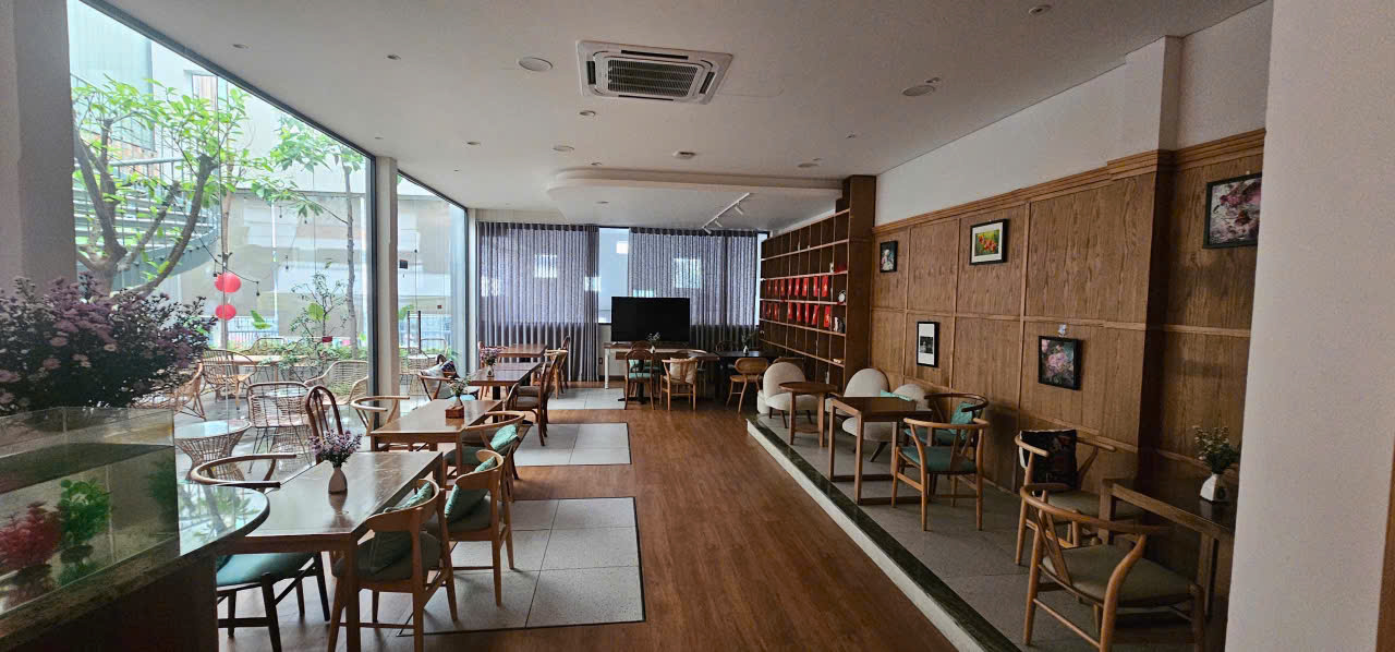 z6843024389654_93e5d11c6b98a11efad702042f41cc11