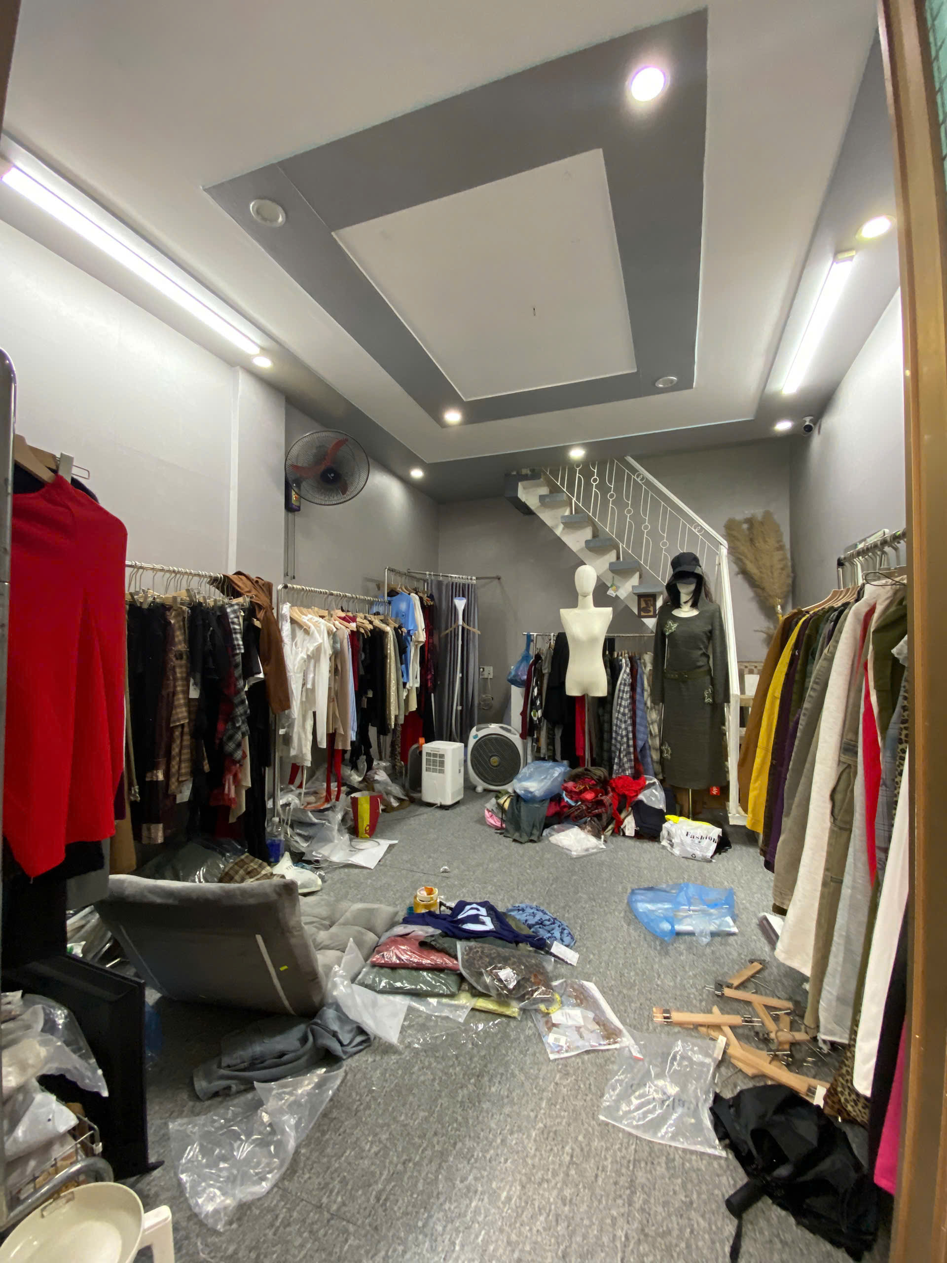 z6851600275378_6c81e98eeeb9edbded507e4faa2564ee