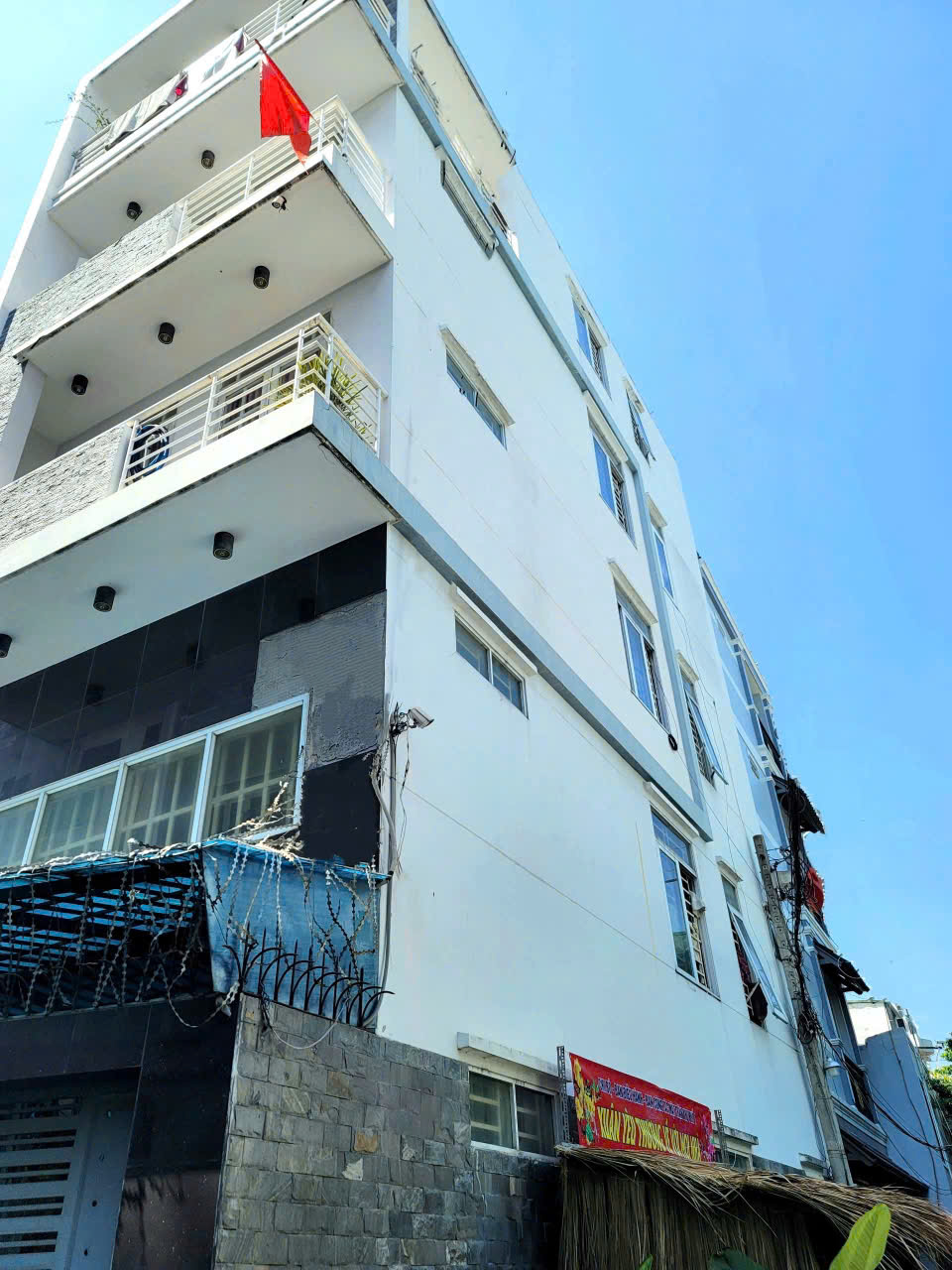 z6856322525111_235e22a7df2e8b7ecb1575e149d1baad