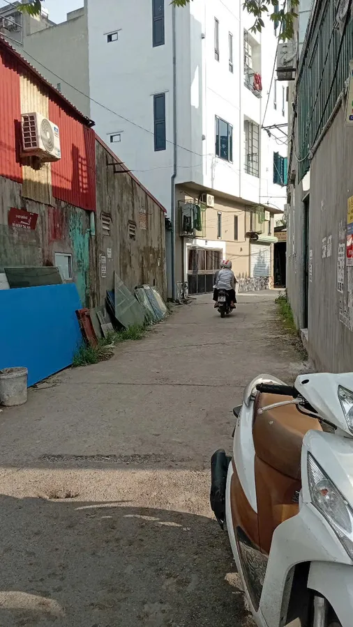 03c43c3e-0d5b-5cb6-bbf7-5f6e96caf519