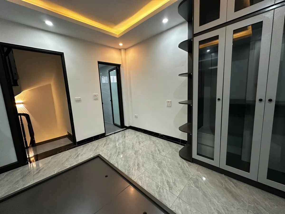 045a3668-1bdc-579f-987e-0e4f8ca98083