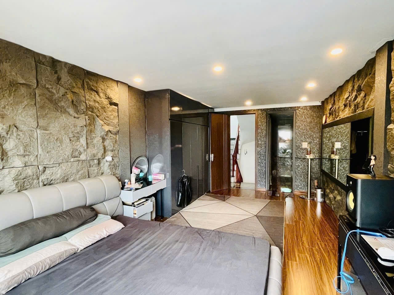 07a3d5d076339f2a89e83423a4ae82dc