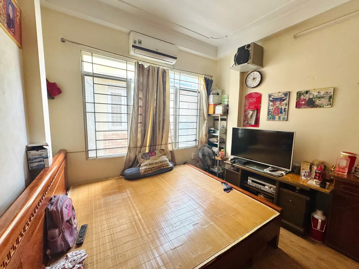 1ca8a759-d9ca-57b3-b34a-b29319183869