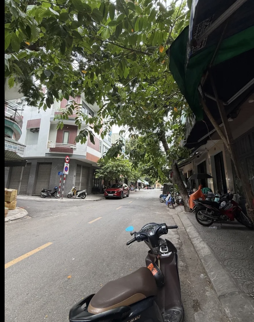 262363CE-AC40-4661-81C1-AFA34E8FA827