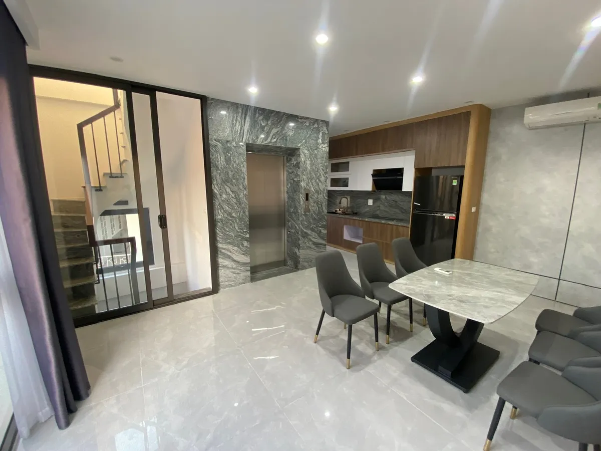 2d40f939-4084-5514-b545-44da8ed3dafa