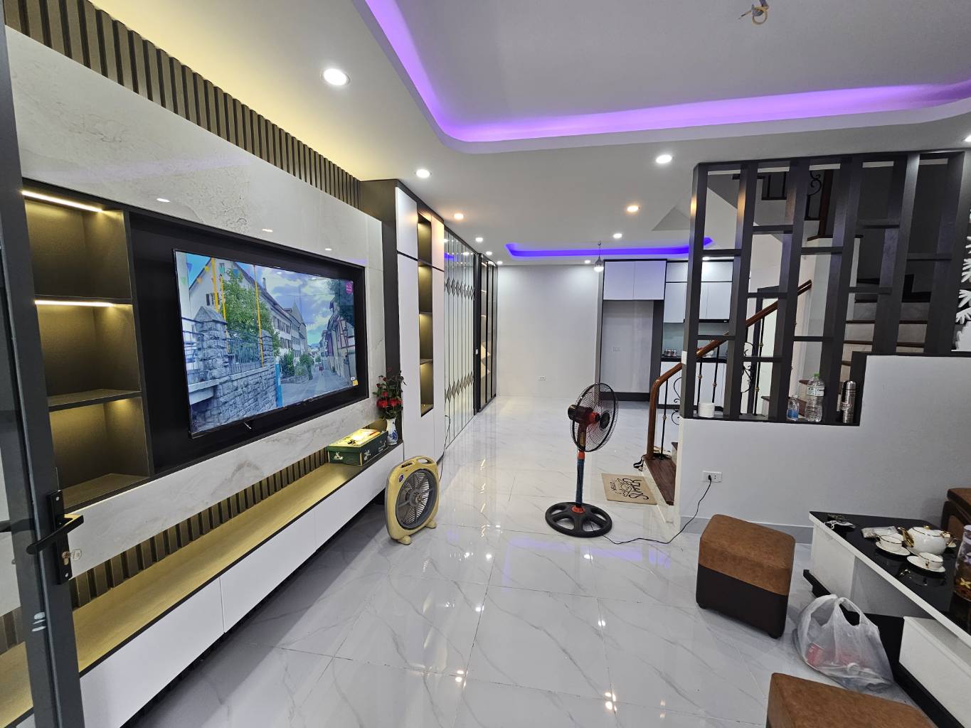 2e68-2EE0A7CD-mc4smg24_17_5