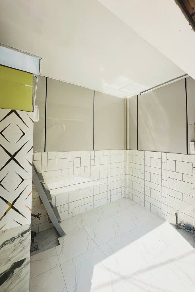 3bl8-26C19A2B-me9gbke4_18_8