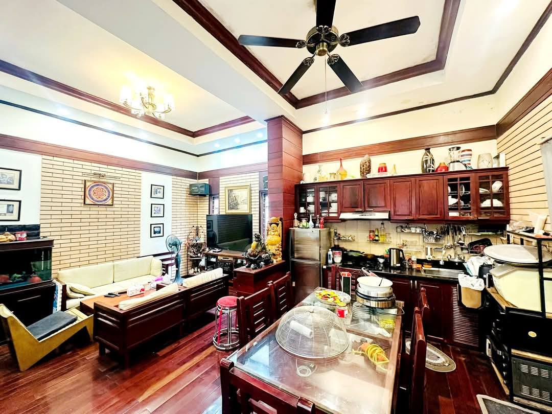 487304153_122132363678607210_6631727346202084511_n