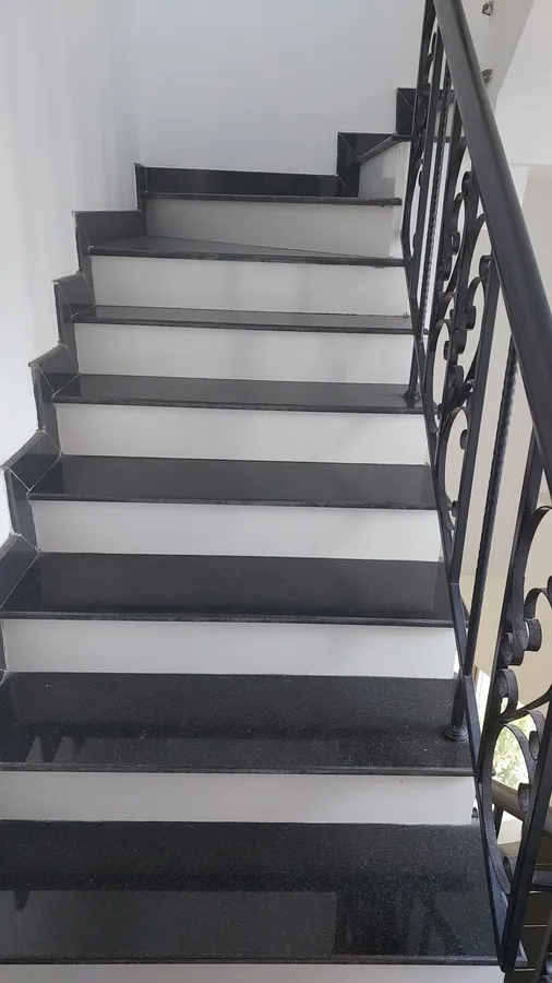 4f062484-f544-58b8-adfb-5858fa426d2d