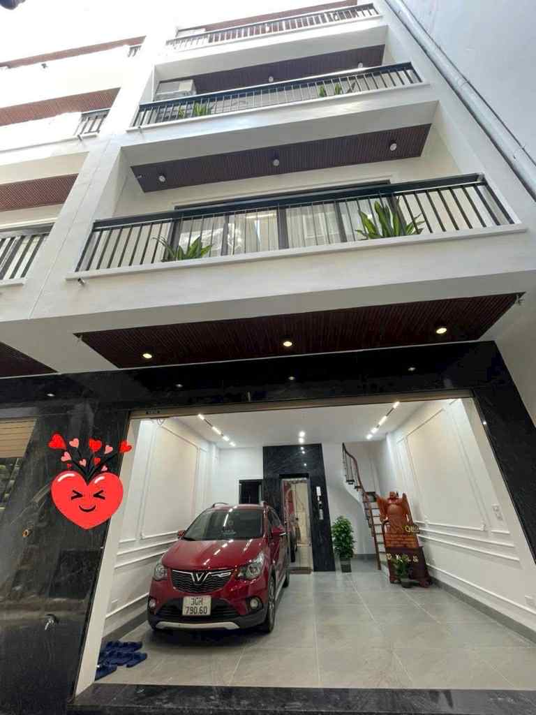 5590daec-e36c-4e45-8932-7dfe5783b890