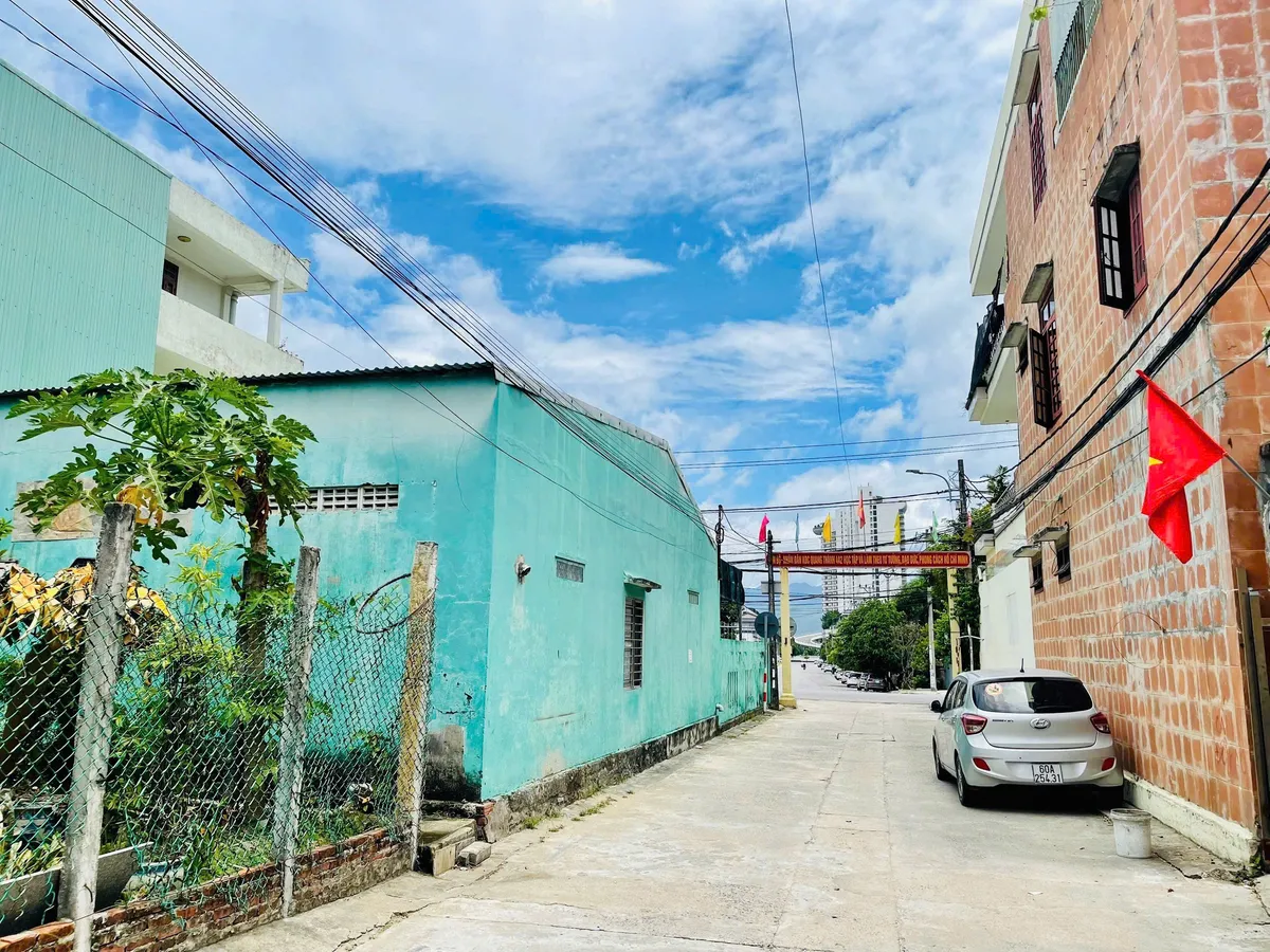 5a581d2e-2219-53a0-ada0-797327311e16