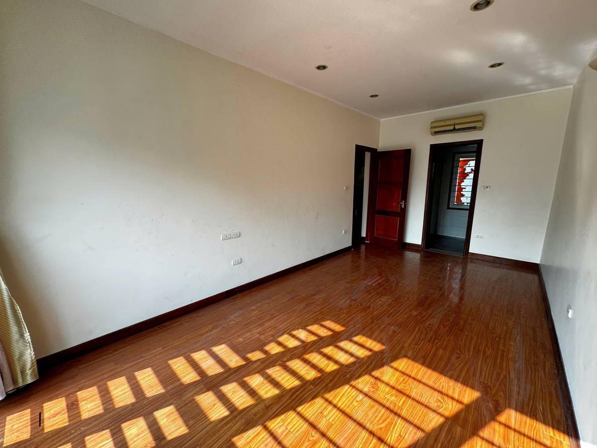 6baa62f9-d708-5851-b706-de87a9ef3329