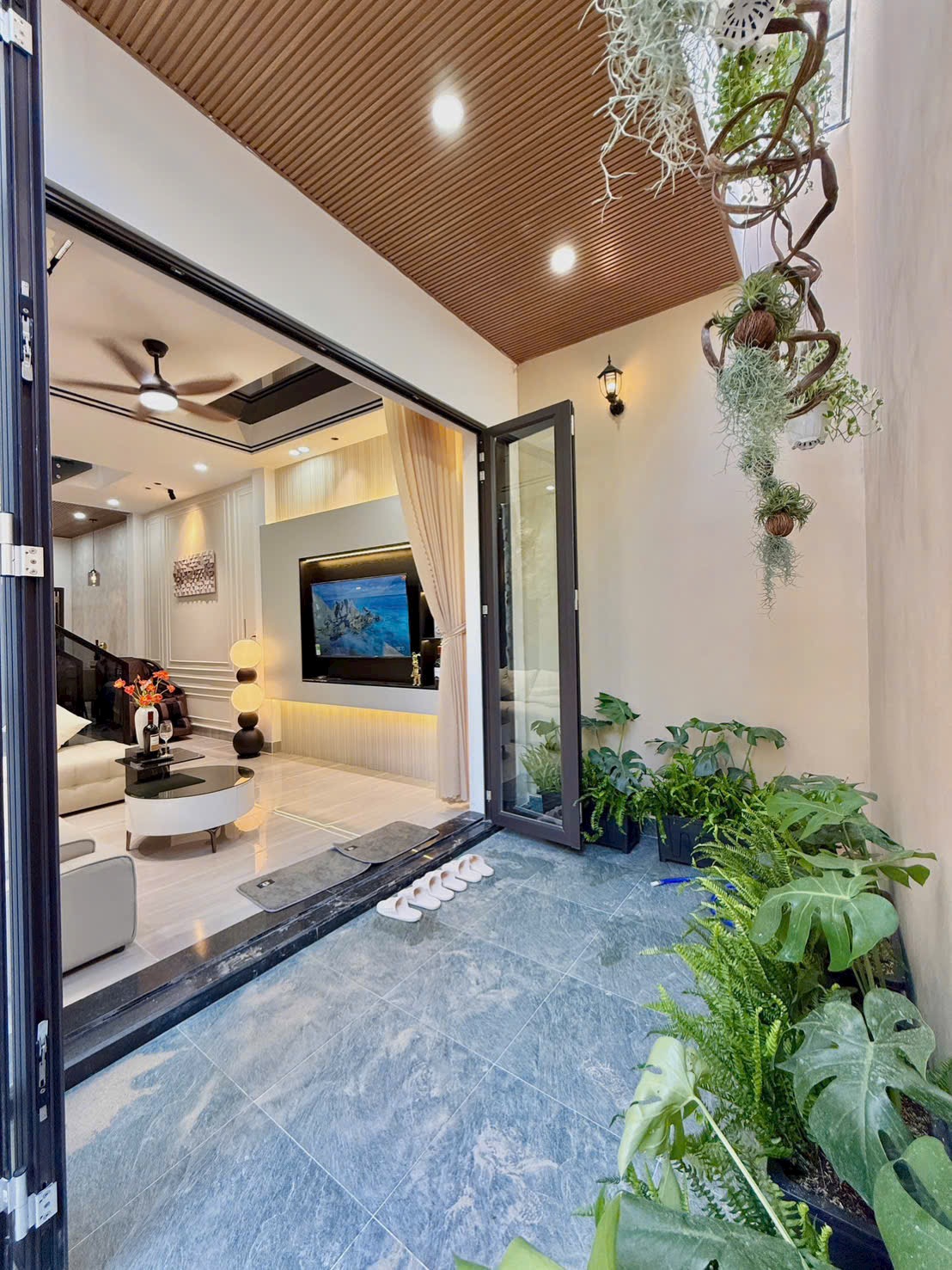 78DCCE7D-4008-4707-BB96-652A9406C77B