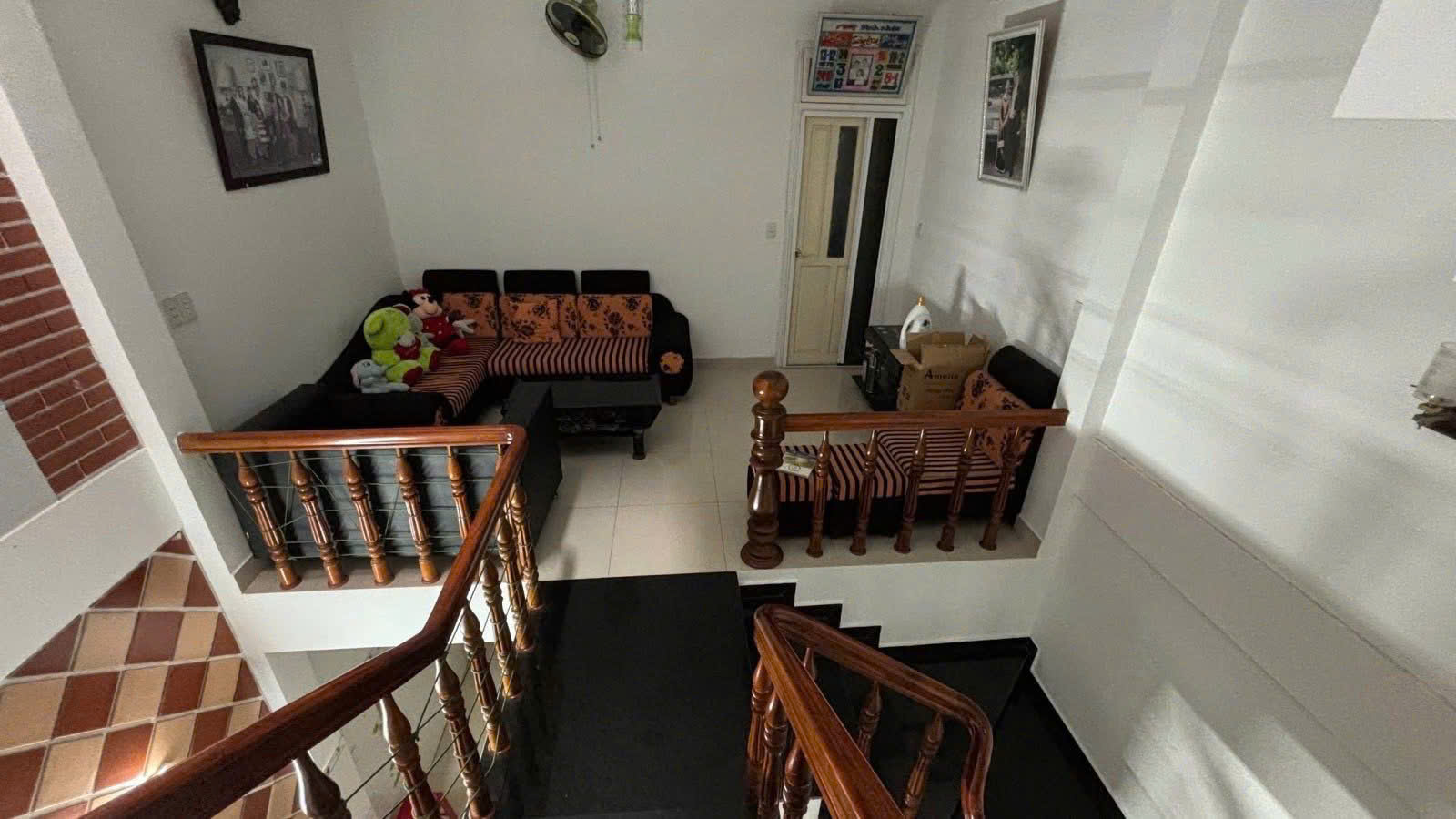 8c550a8975c4fd9aa4d5