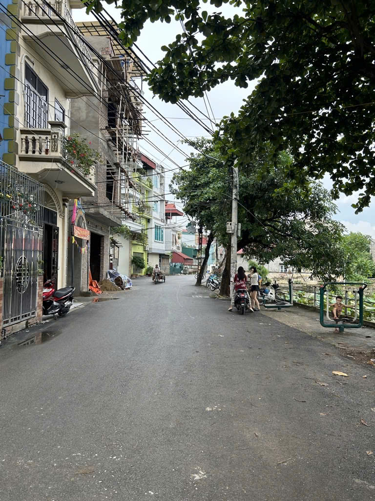 ANHDAT  NGUYET ANG 16.8.25.1(8.4 TY)