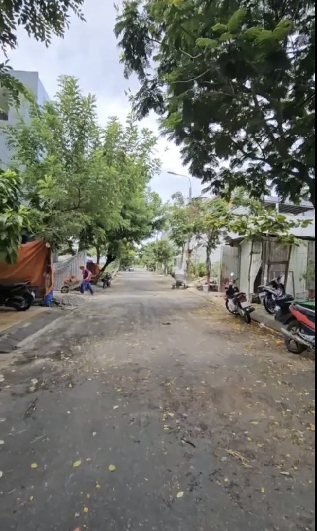 F028A7B7-1AC4-4A55-B9ED-48AE10D83BB9