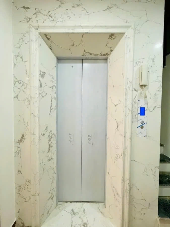 Thang may rieng (218)