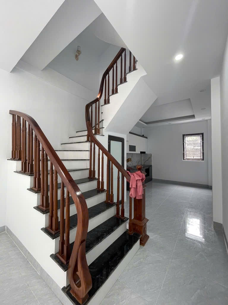 anh nha (4.458 ty) thuong dinh 12.8.25.1