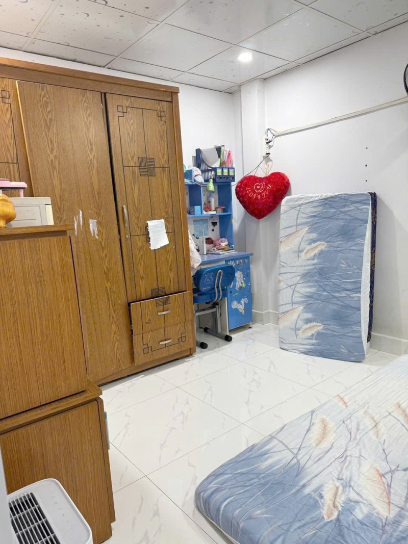 ban-nha-hem-xe-hoi-linh-xuan-thu-duc-chi-3-ty-nhinh (1)