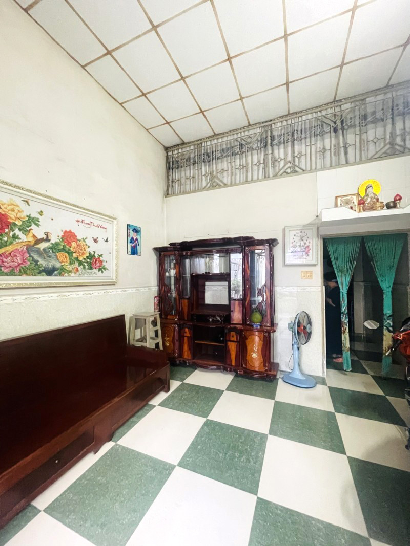 ban-nha-hem-xe-tai-linh-xuan-thu-duc-chi-6-ty-nhinh (2)