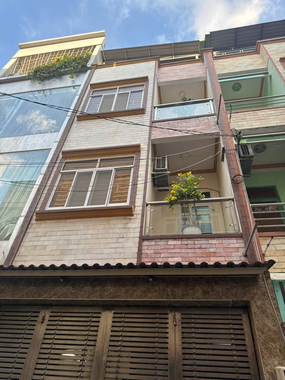 ban-nha-hxh-pho-quang-ban-nha-phuong-2-tan-binh-0707318818-1