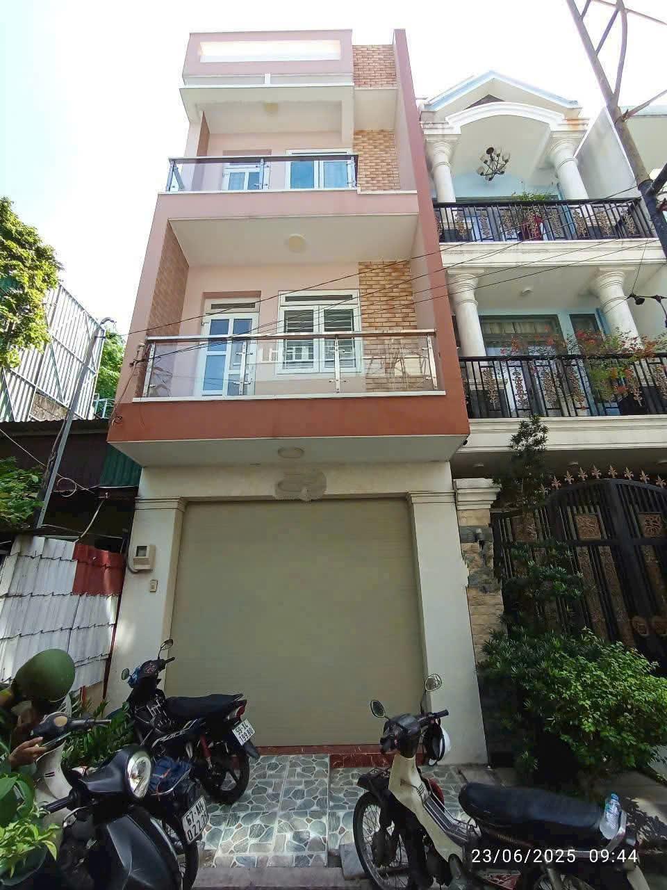 ban-nha-mat-tien-tan-trang-ban-nha-phuong-9-tan-binh-0922196969-1