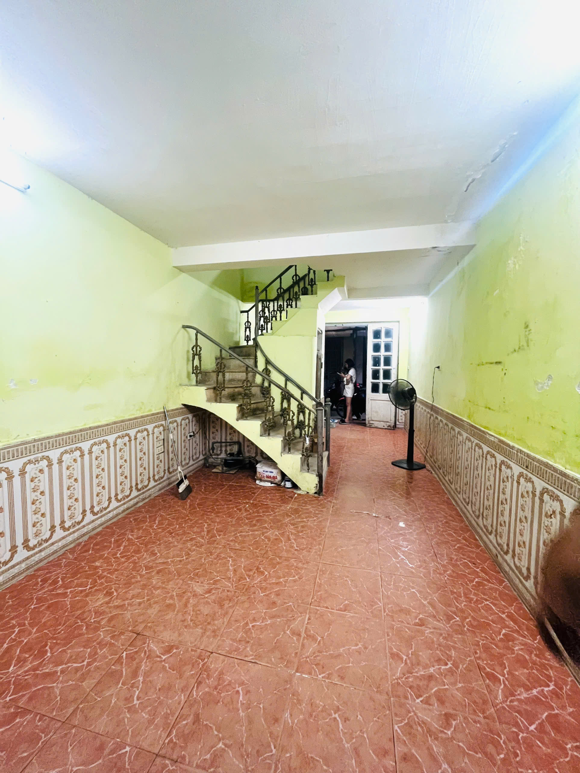 cho_thue_nha_dai_tu (1)