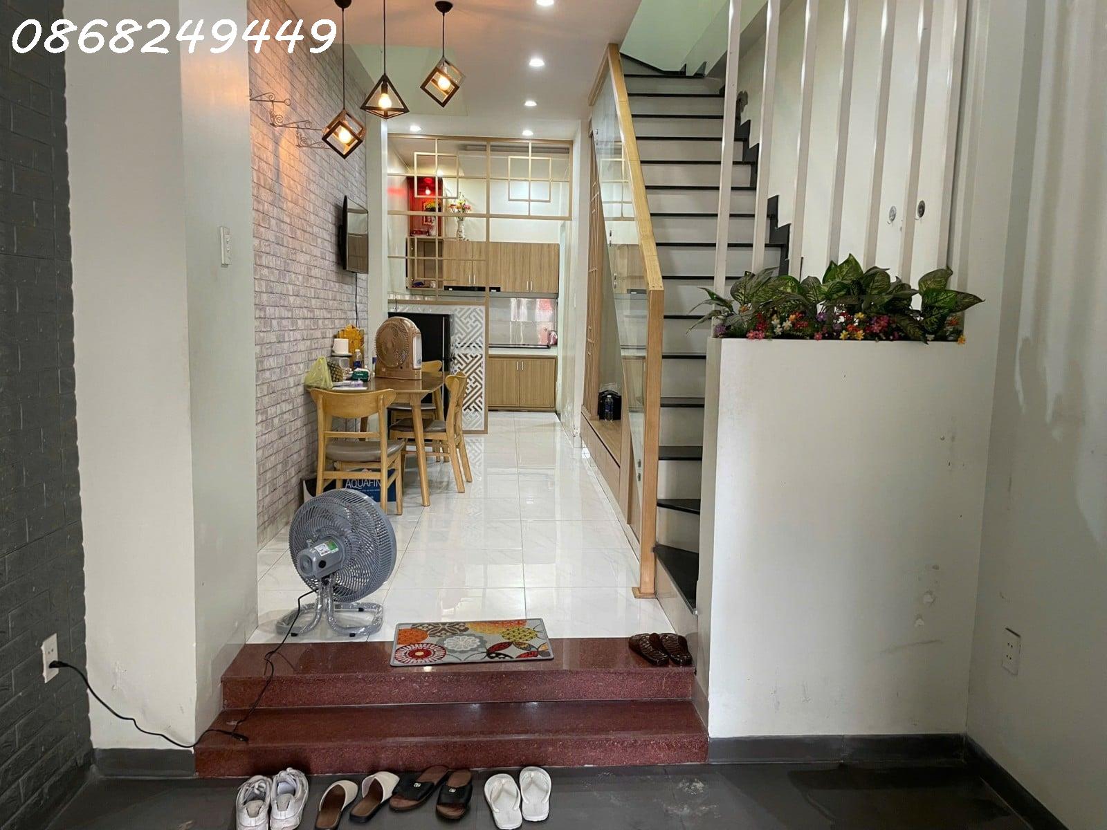 ed0df336-f0a9-45d1-b16f-d1433ea0a0b6