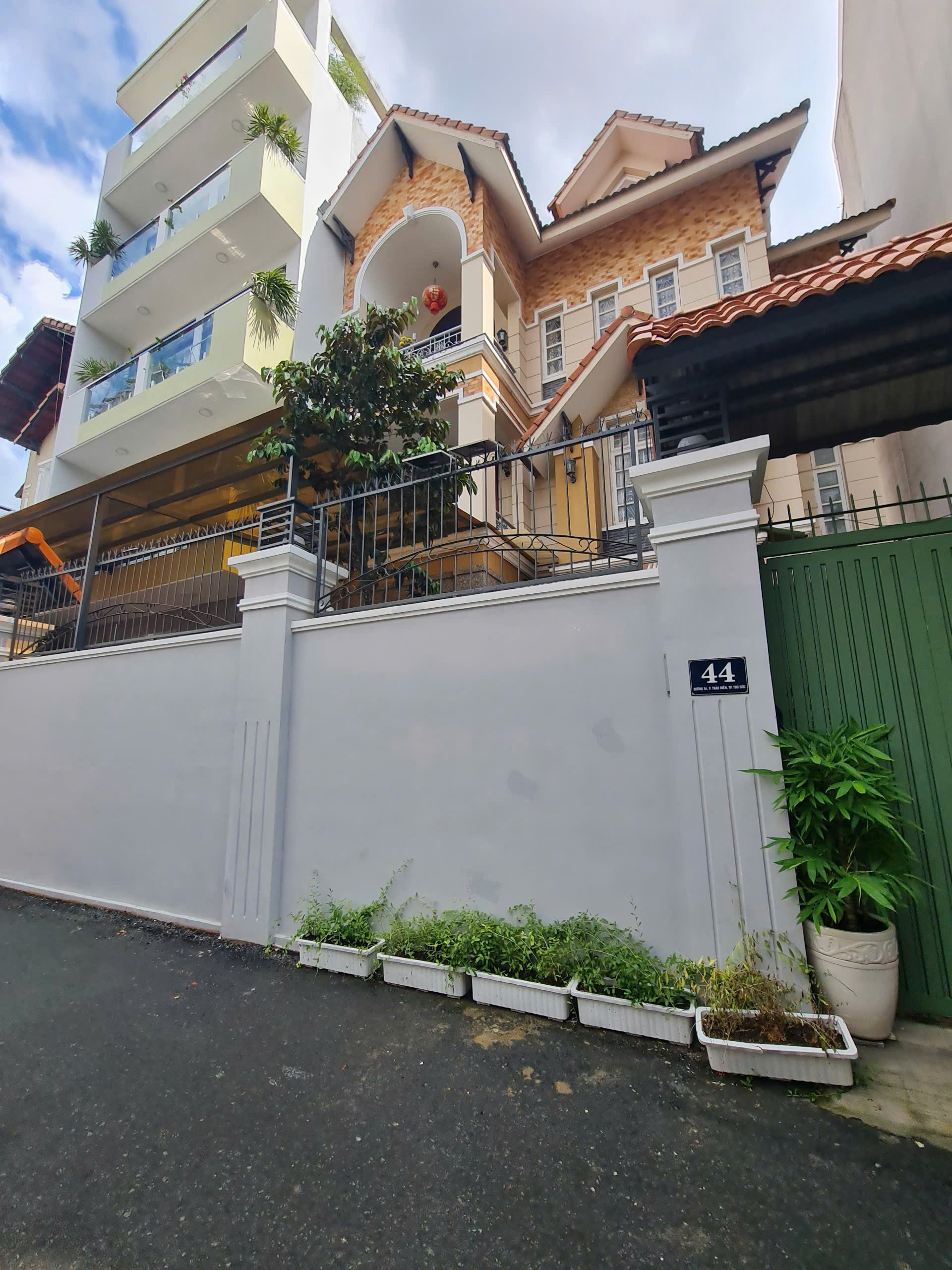 gen-h-z6895266290880_4b4ed41946897c81af3317ae1d5b5195