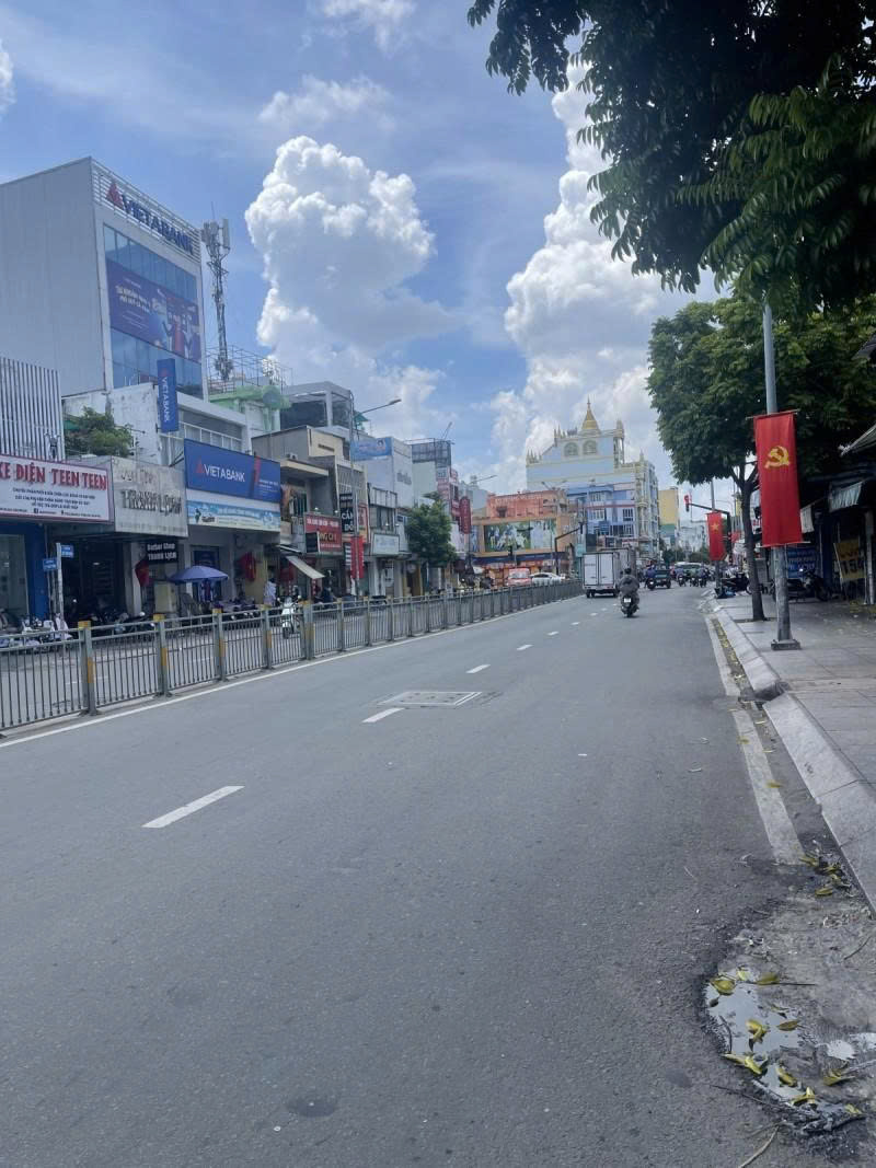 gen-n-z6924373698604_a4962f16aeeb7f8235149da8ac098b0a