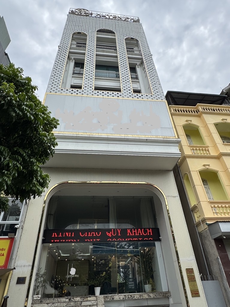 yf2-5DCBE0F6-me05rpqu_21_5