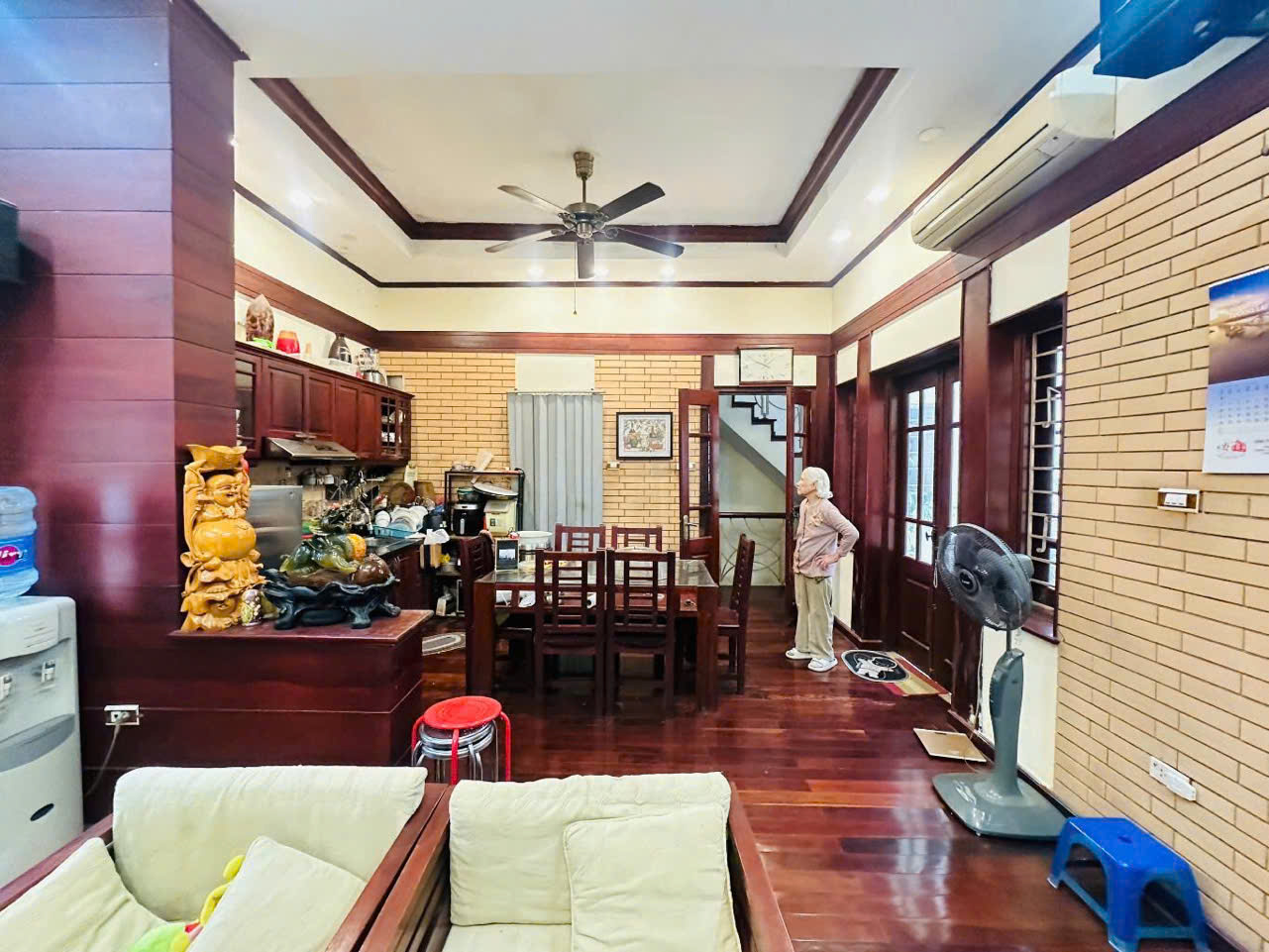 z6425703978354_308e58719ffa9c1f4968b3a43e4eb873