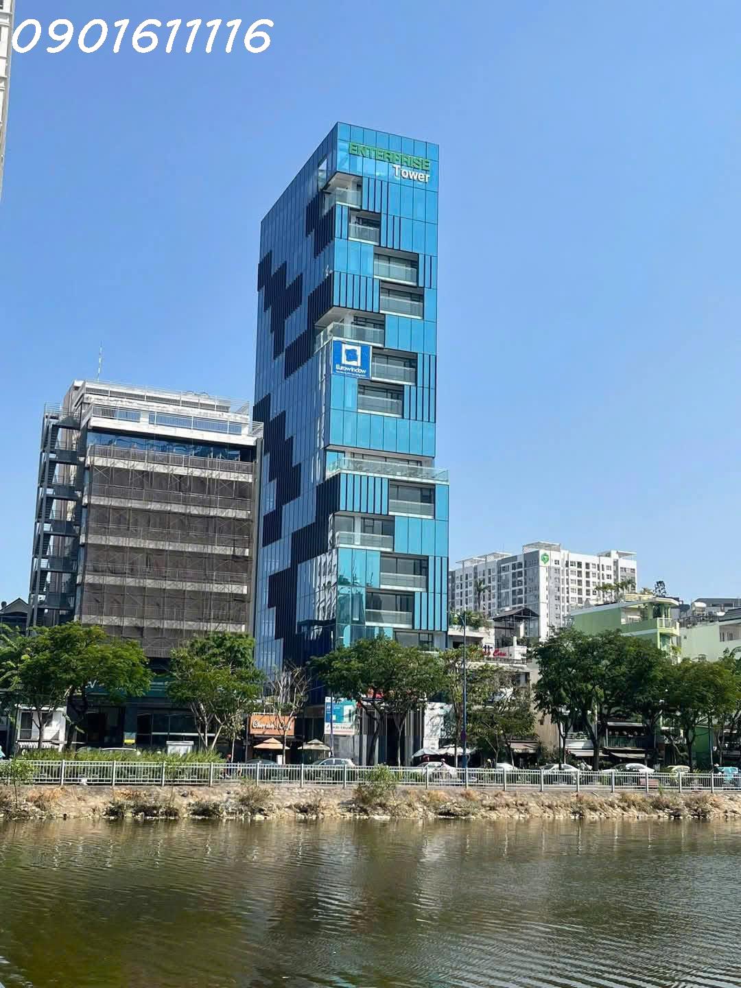 z6647498752987_bcf526053bab1bd68df9280b368f5616