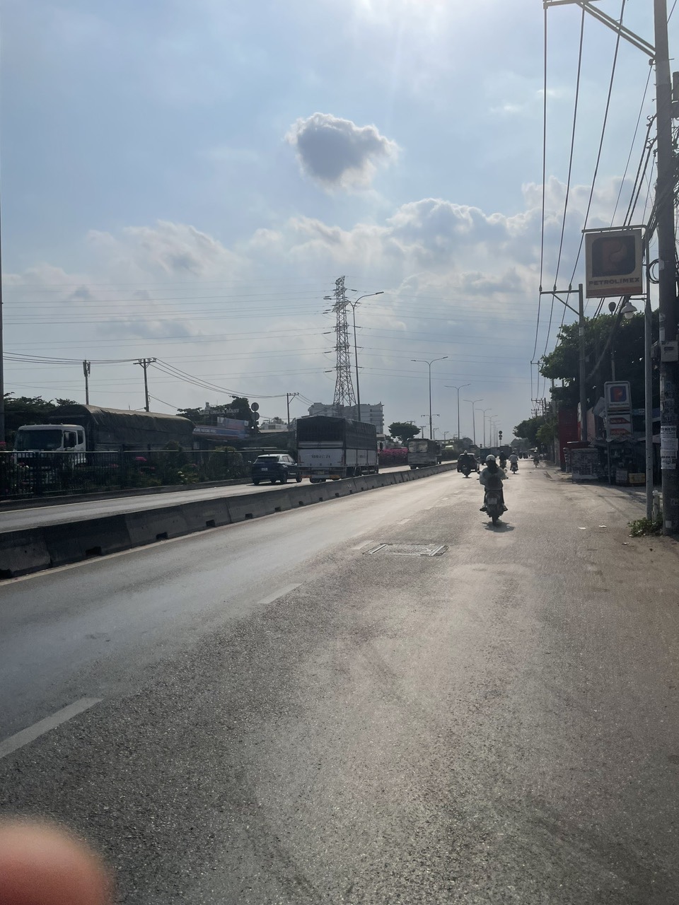 z6704081829776_5fa584c0e4b7a638fa8bc0802ecc1782