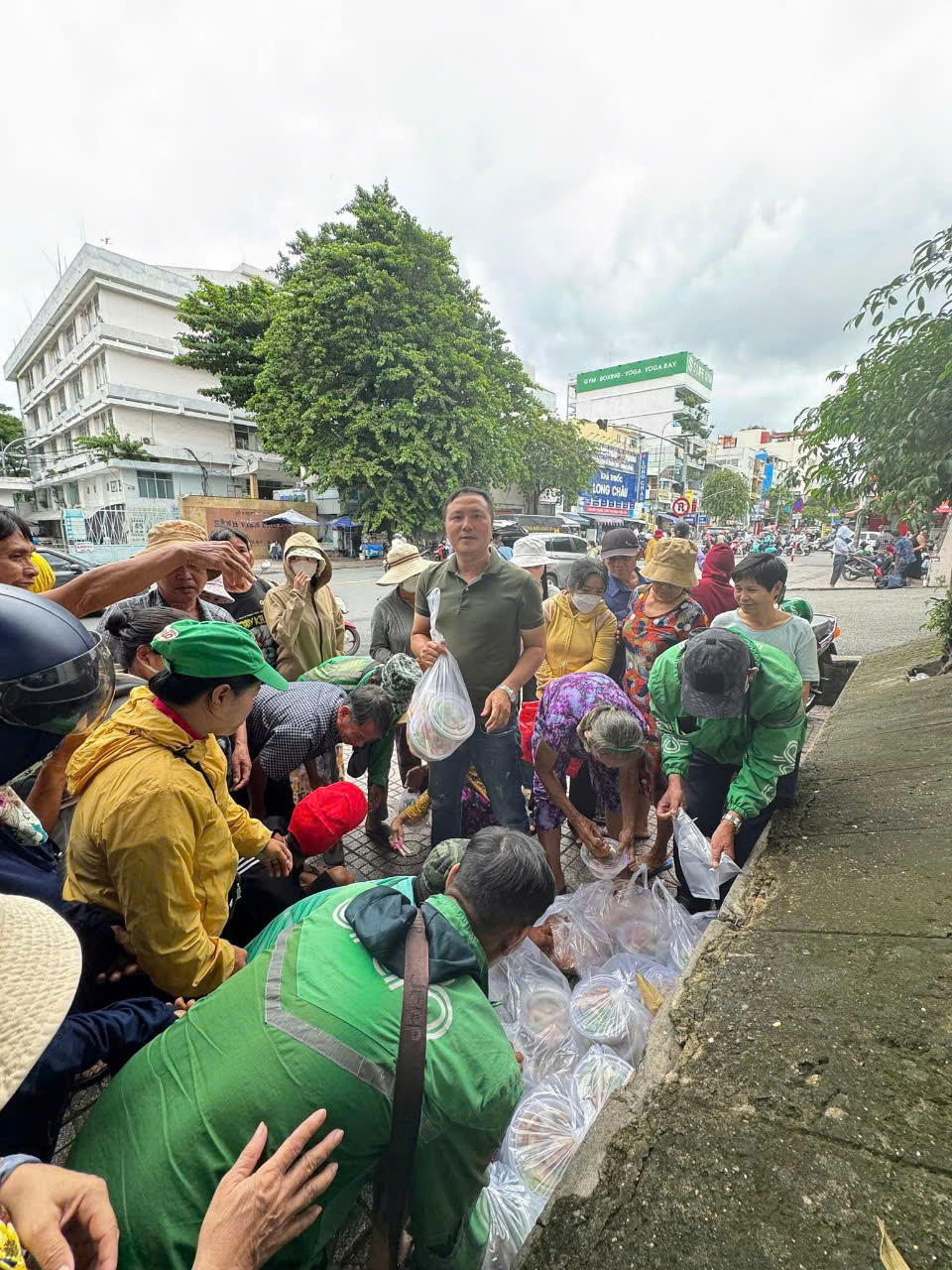 z6803936889884_7a5b782e31b52f2e8522cf14d1df2c88