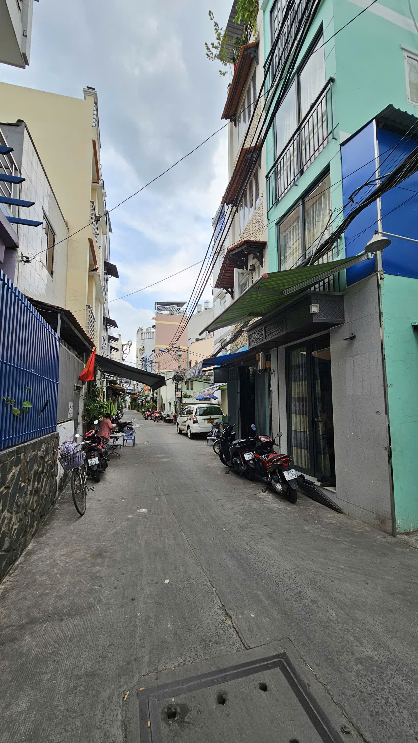 z6856644383078_5d9858b4fc793910d6803e484898726b